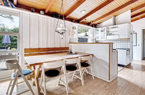 Helberskov Strand House | 4 star holiday home in Hadsund