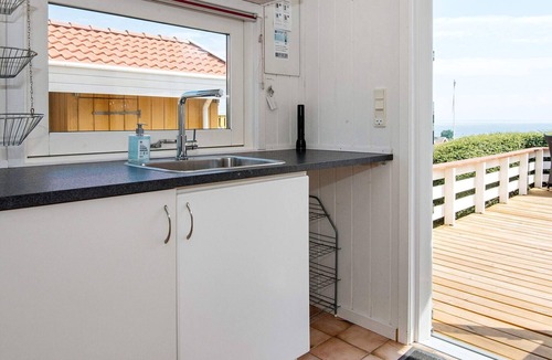 Grønninghoved Strand House | 4 star holiday home in Sjølund
