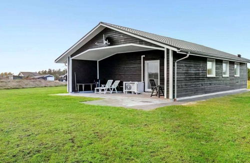 Ringkøbing-Skjern Municipality House | 4 star holiday home in Skjern