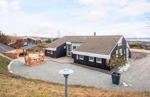 Handrup Strand House | 4 star holiday home in Ebeltoft
