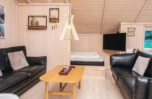 Øksenmølle House | 4 star holiday home in Ebeltoft