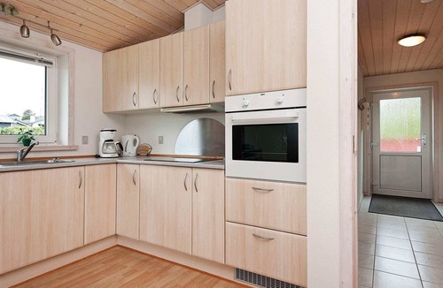 Hejlsminde Strand House | 4 star holiday home in Hejls