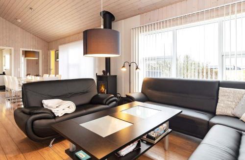 Hirtshals House | 4 star holiday home in Hirtshals