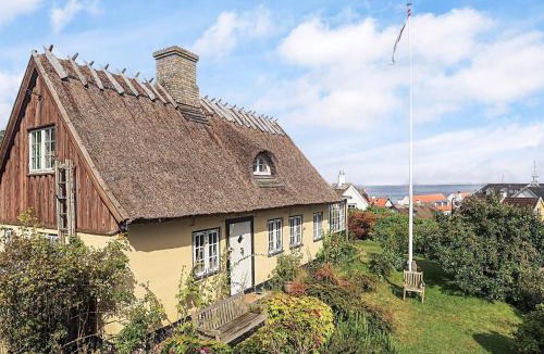 Humlebaek House | 4 star holiday home in Humlebæk