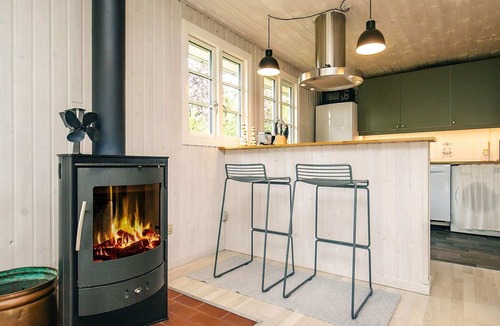 Hou House | 4 star holiday home in Hals