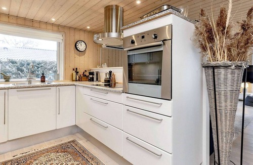 Hou House | 4 star holiday home in Hals