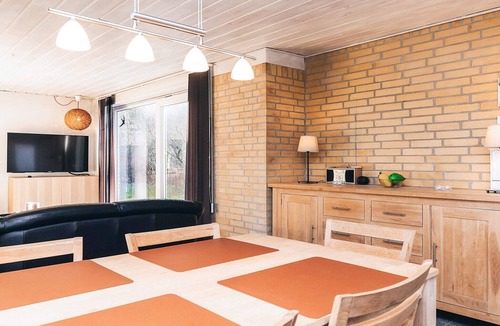 Hou House | 4 star holiday home in Hals