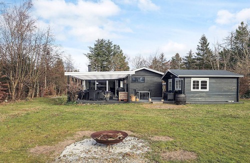 Hou House | 4 star holiday home in Hals