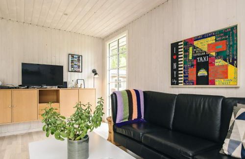 Hou House | 4 star holiday home in Hals