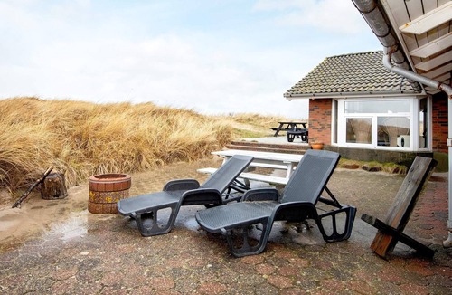 Henne Strand House | 4 star holiday home in Henne