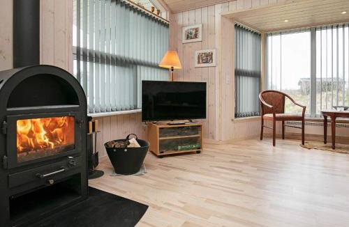Lonstrup House | 4 star holiday home in Hjørring