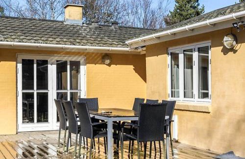 Bratten Strand House | 4 star holiday home in Jerup
