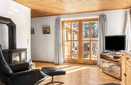 Bratten Strand House | 4 star holiday home in Jerup