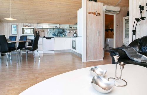 Nr. Lyngby Strand House | 4 star holiday home in Løkken