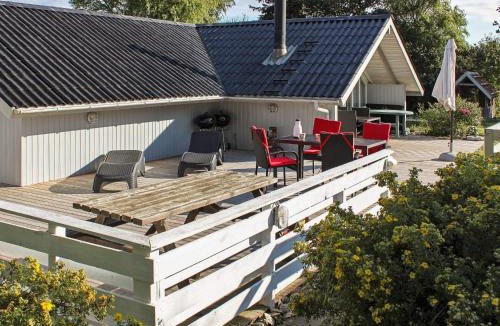 Mommark Strand House | 4 star holiday home in Sydals
