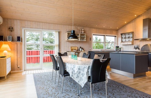Skaven Strand House | 4 star holiday home in Tarm
