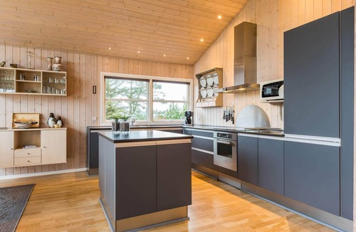 Skaven Strand House | 4 star holiday home in Tarm
