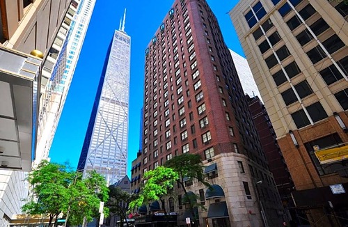 Near North Side Hotel | 4-Star Hotel ∙ The Whitehall Hotel