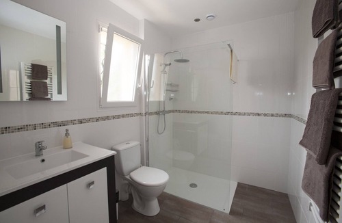 Cebazan Villa | 4 Star Rated, Air-conditioned with private garden, secure parking & shared pool