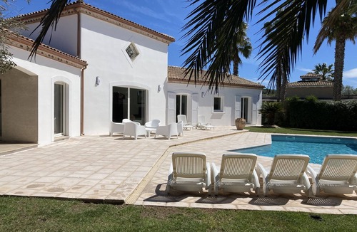 Cap d'Agde Villa | 4 STAR VILLA 8 PERS 136 M2 CAP D'AGDE HEATED POOL GARDEN 1000 M2