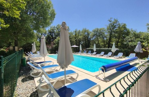 Lachapelle-Auzac Ski Chalet | 4 stars Cattleya, 6 guests house, swimming pool, golf