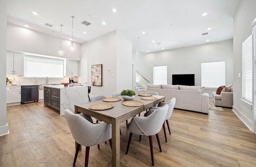 Spring Branch Central House | 4-Story,Rooftop Deck in Houston