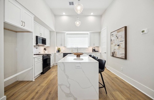 Spring Branch Central House | 4-Story,Rooftop Deck in Houston