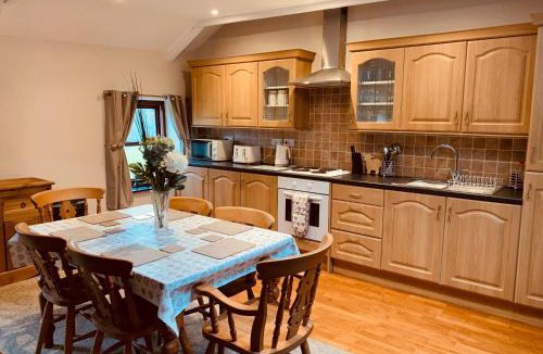 Fremington House | 4 Swallowholm Cottage