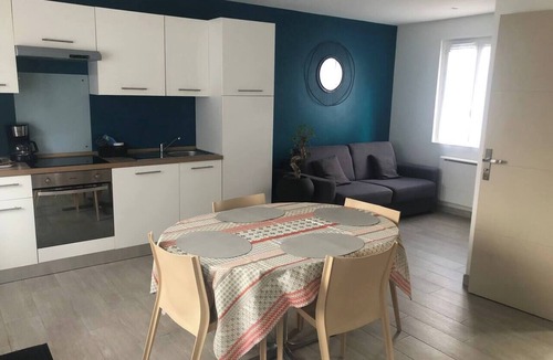 Saint-Dye-sur-Loire House | 4. The little house -⭐️⭐️⭐️