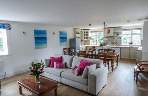 Bembridge Apartment | 4 The Nab House