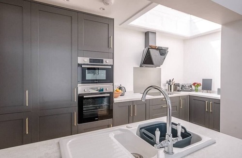 Leiston House | 4 The Old Grammar School, Leiston