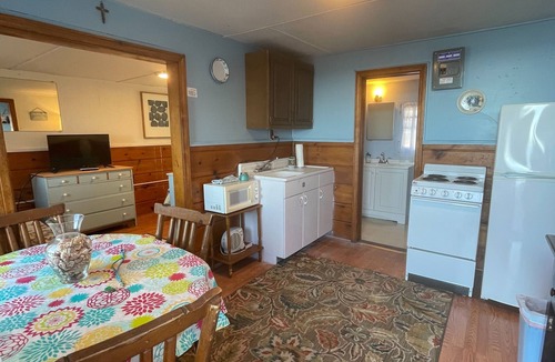 Oscoda Resort | #4-The Lazy Fish