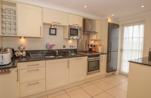 Thurlestone Cottage | 4 Thurlestone Beach House