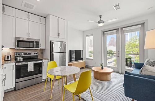 Waller Creek District Hotel | 4 Units | Chic Central Austin Unit Near Top Attractions, Dining & Entertainment