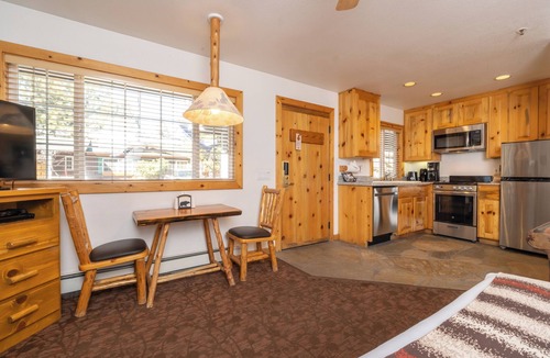 Tahoya Shores Hotel | 4 Units Studios | Kitchen | Pool | Parking | Lake Tahoe Access