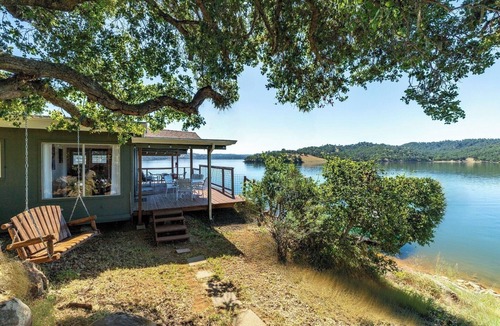 Bradley Cabin | 4. Waters Edge Cabin (on private peninsula with dock)