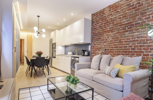 Bellas Vistas Apartment | 4 Ways V apartment in Madrid