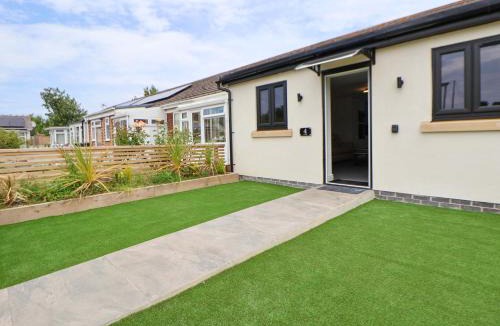 Llanasa House | 4 Willow Grove - Freehold