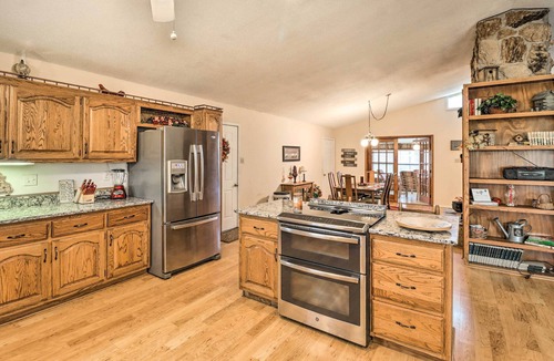 Poplar Bluff House | 40-Acre Poplar Bluff Nature Lovers Paradise!