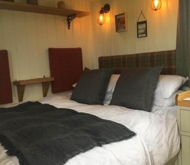 Suladale Ski Chalet | 40 Bernisdale - Shepherds Hut