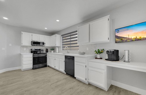 Oakwood House | 40+ Hot Sun Lakes Golf, Hang, Amenities Galore, Explore!
