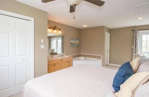 Taylorsville House | 40- Lake and Bourbon Trail Getaway