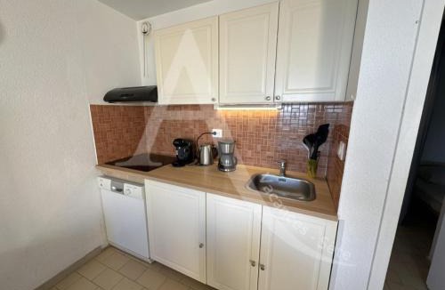 Sete Apartment | 40 M², 1ERE LIGNE MER, DERNIER ETAGE AVEC ASCENSEUR