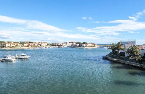Saint-Cyprien Plage Apartment | 40 m² Apartment ∙ 1 bedroom ∙ 4 guests