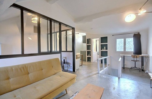 6th Arrondissement Apartment | 40 m² Apartment ∙ 1 bedroom ∙ 2 guests