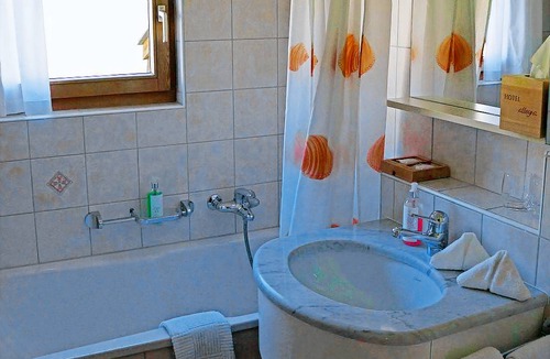 Zuoz Apartment | 40 m² Apartment ∙ 1 bedroom ∙ 2 guests