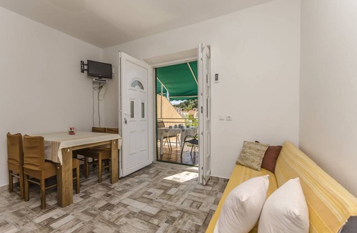 Tribunj Apartment | 40 m² Apartment ∙ 2 bedrooms ∙ 4 guests
