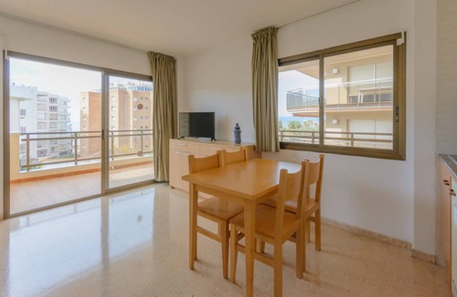 Salou City Centre Apartment | 40 m² Apartment ∙ 2 bedrooms ∙ 6 guests