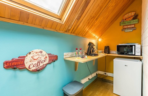 Le Fayel Bed & Breakfast | 40 m2 guest room with private pool