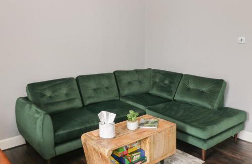 Aberdour Apartment | 40 Main Street